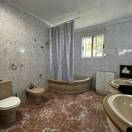 Casa Con Piscina Privada Marenyet